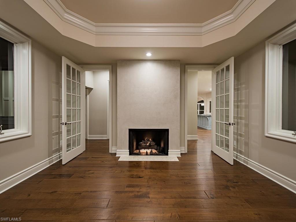 BAY COLONY SHORES - Residential