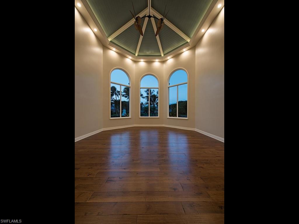 BAY COLONY SHORES - Residential