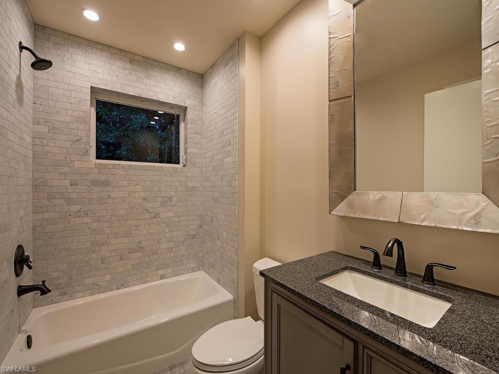 BAY COLONY SHORES - Residential