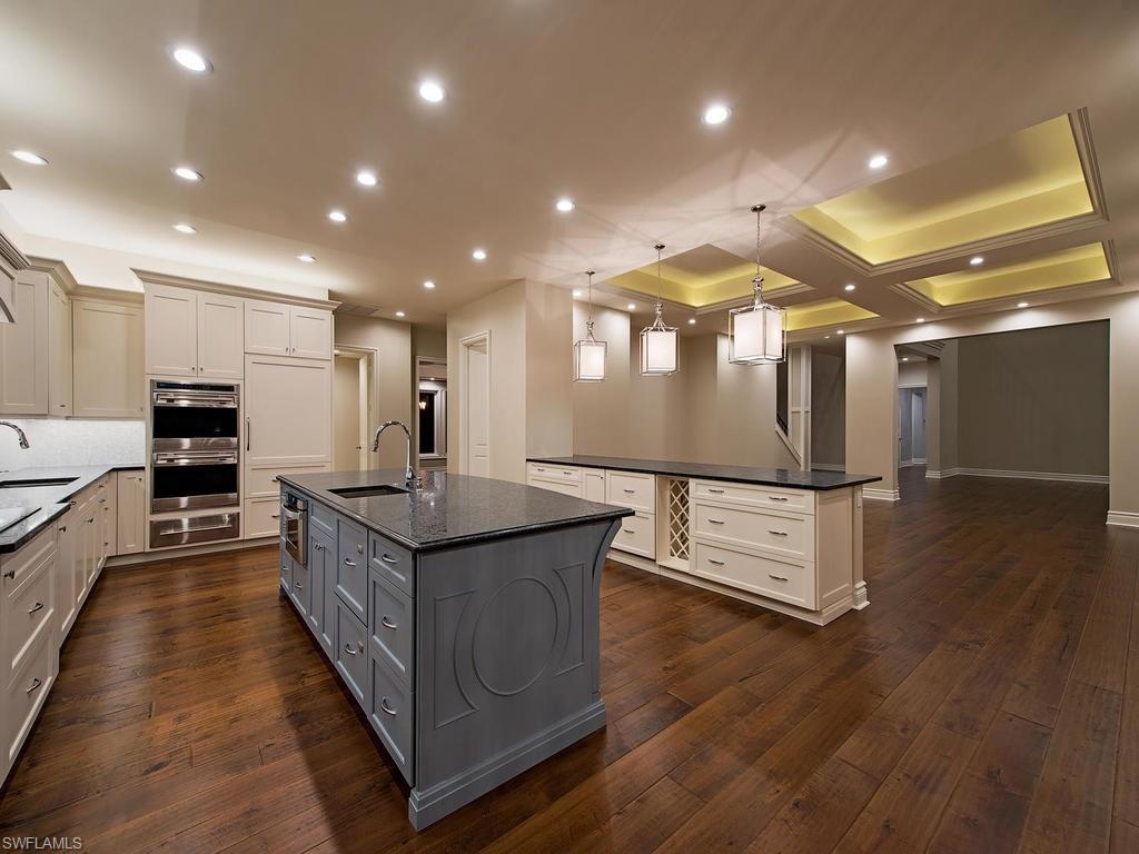 BAY COLONY SHORES - Residential