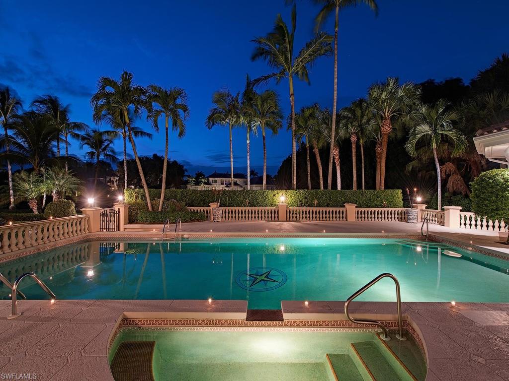 BAY COLONY SHORES - Residential