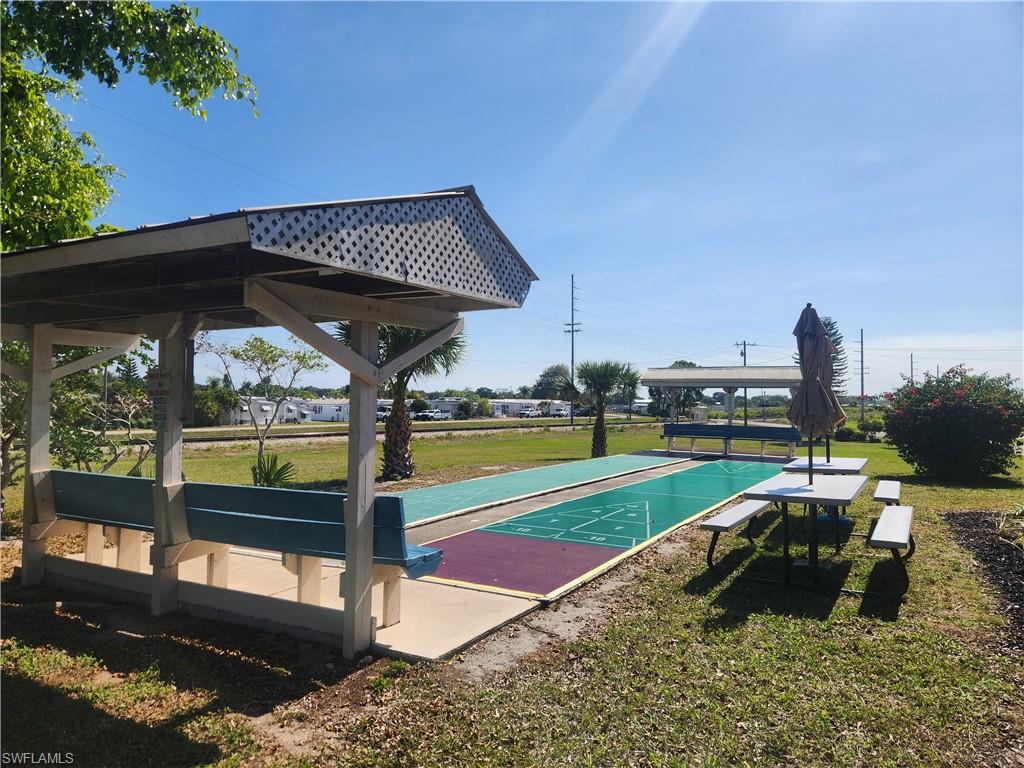 MOORE HAVEN - Residential