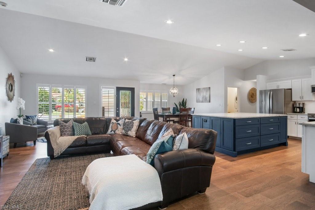 PALM RIVER - Residential