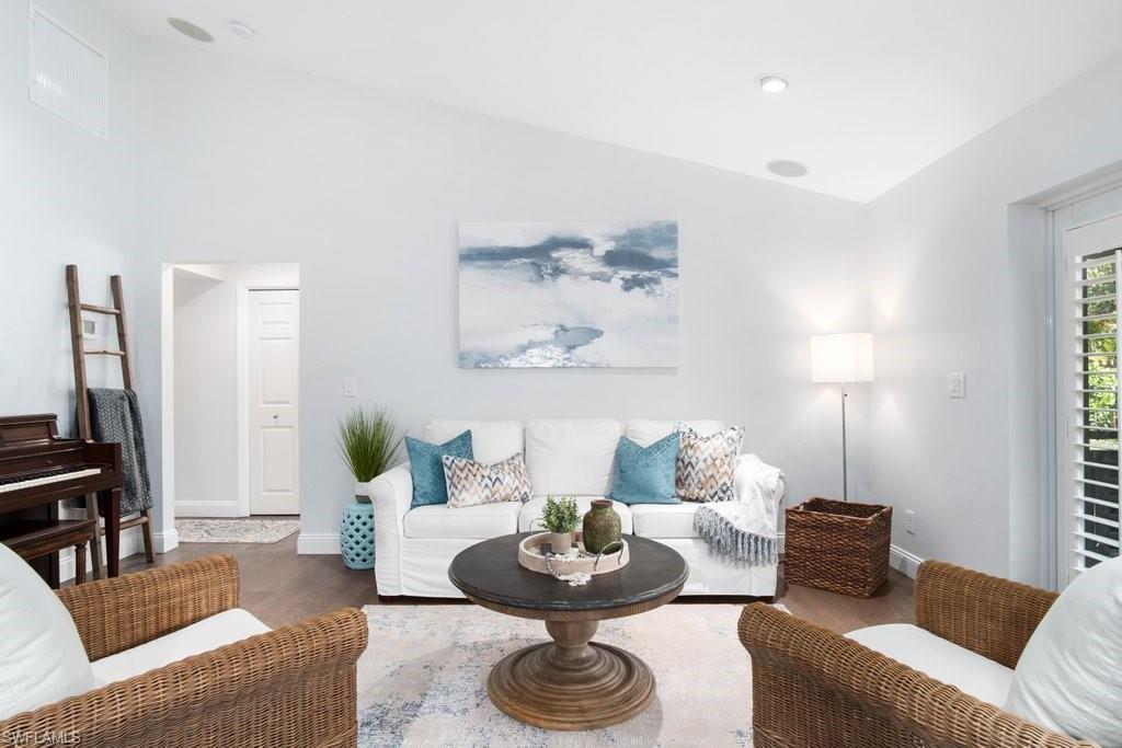 PALM RIVER - Residential