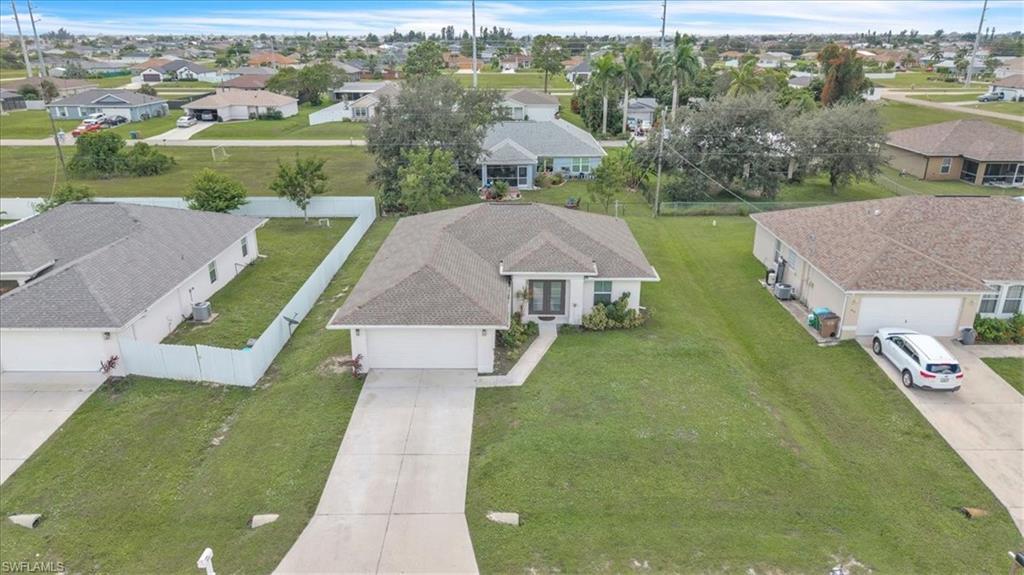 CAPE CORAL - Residential