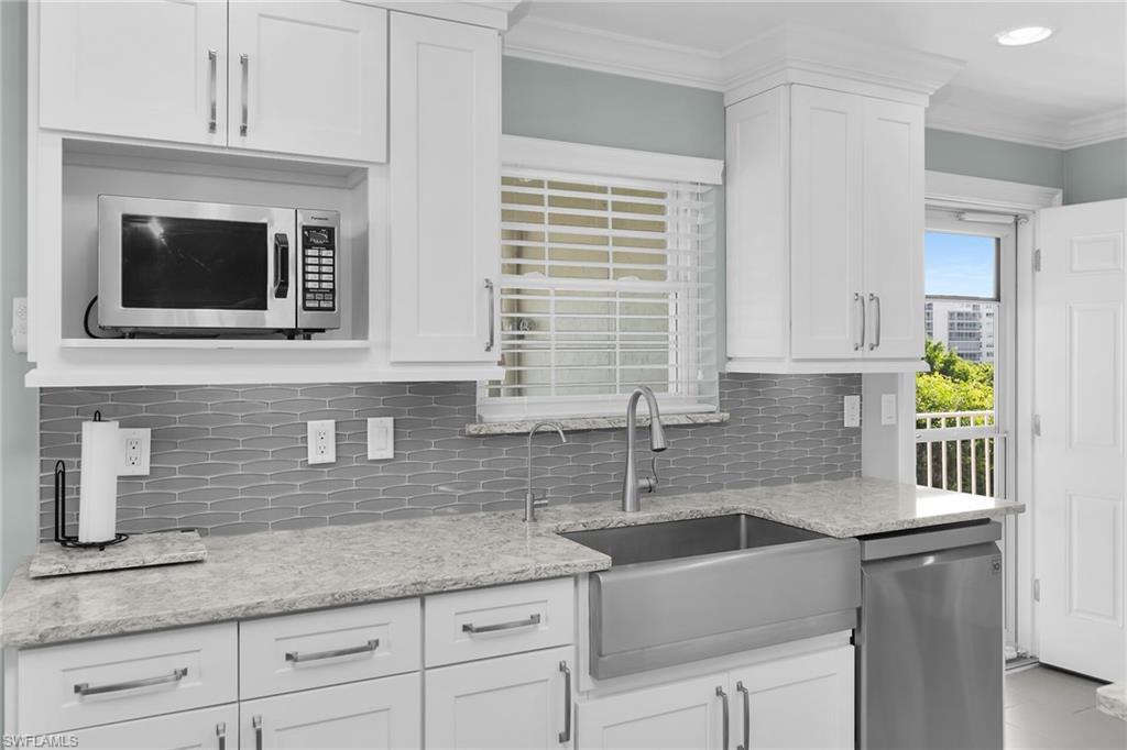 FLORENTINE VILLAS - Residential Lease