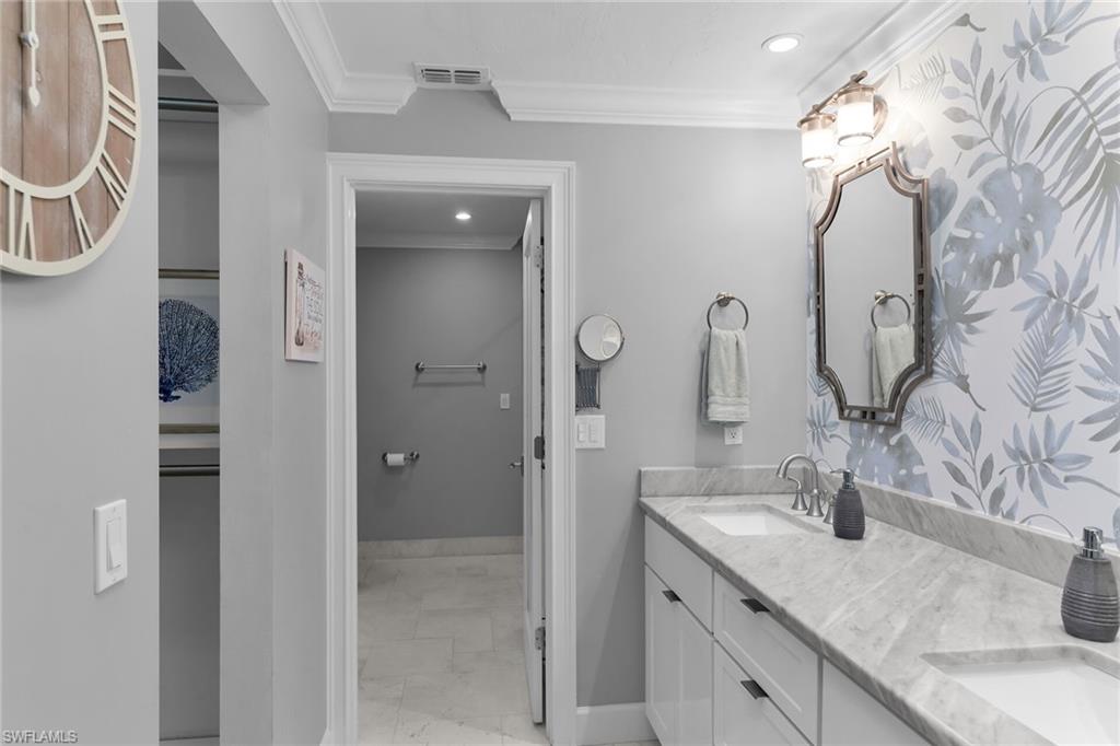 FLORENTINE VILLAS - Residential Lease