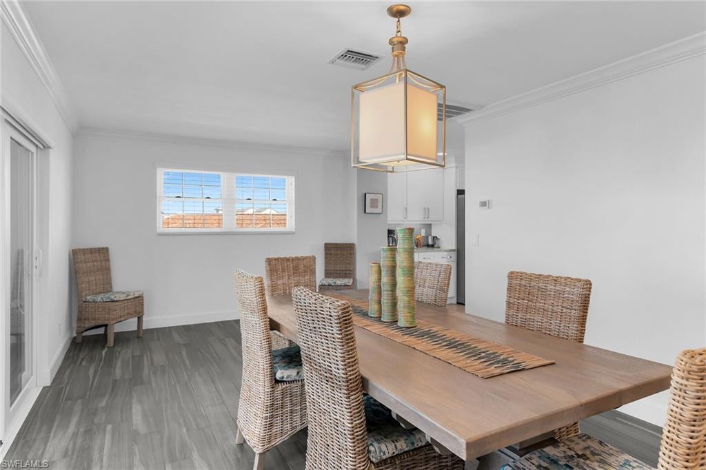 FLORENTINE VILLAS - Residential Lease