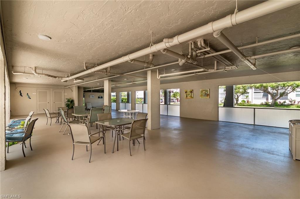 FLORENTINE VILLAS - Residential Lease