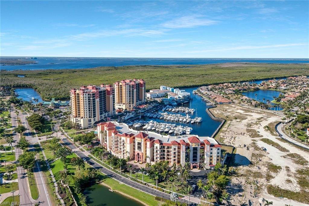 CAPE HARBOUR - Residential