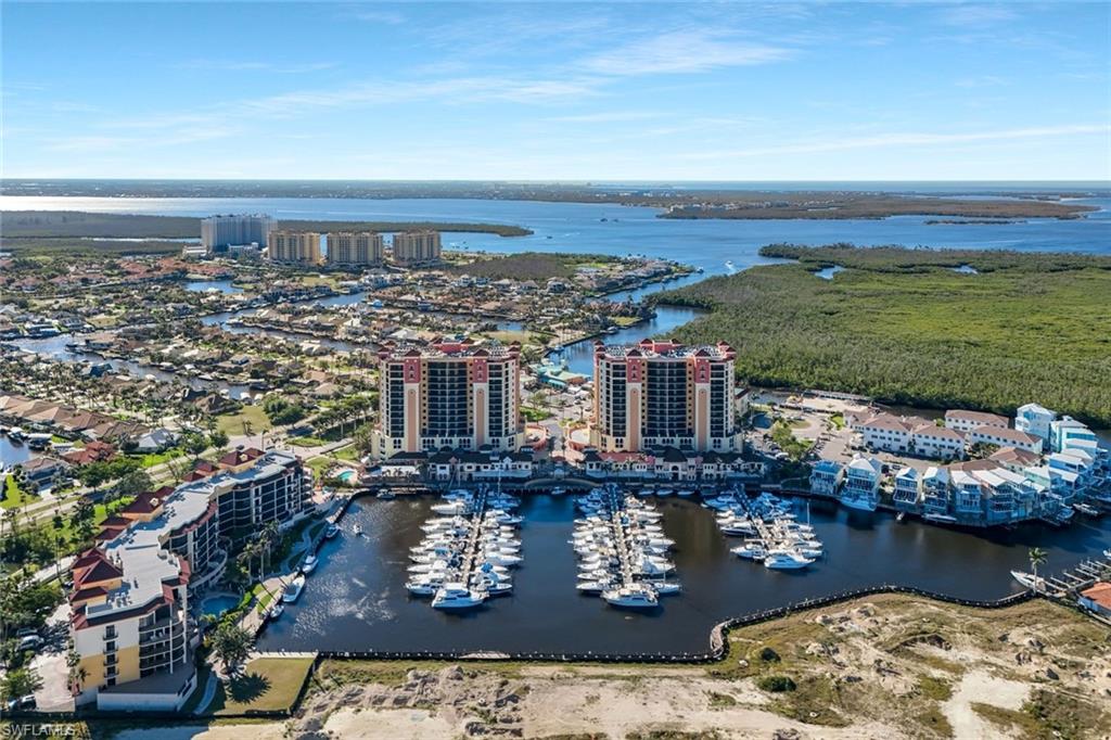 CAPE HARBOUR - Residential