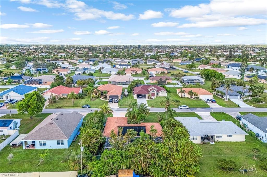 CAPE CORAL - Residential