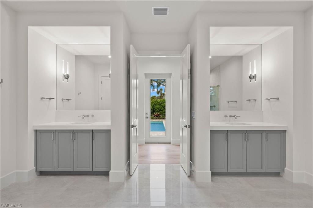 LUCARNO - Residential