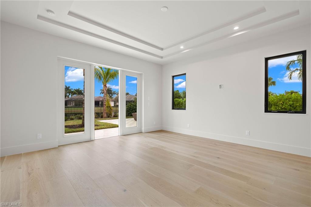 LUCARNO - Residential