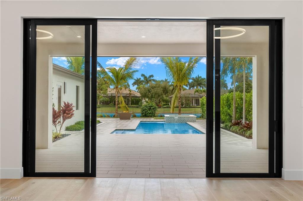 LUCARNO - Residential