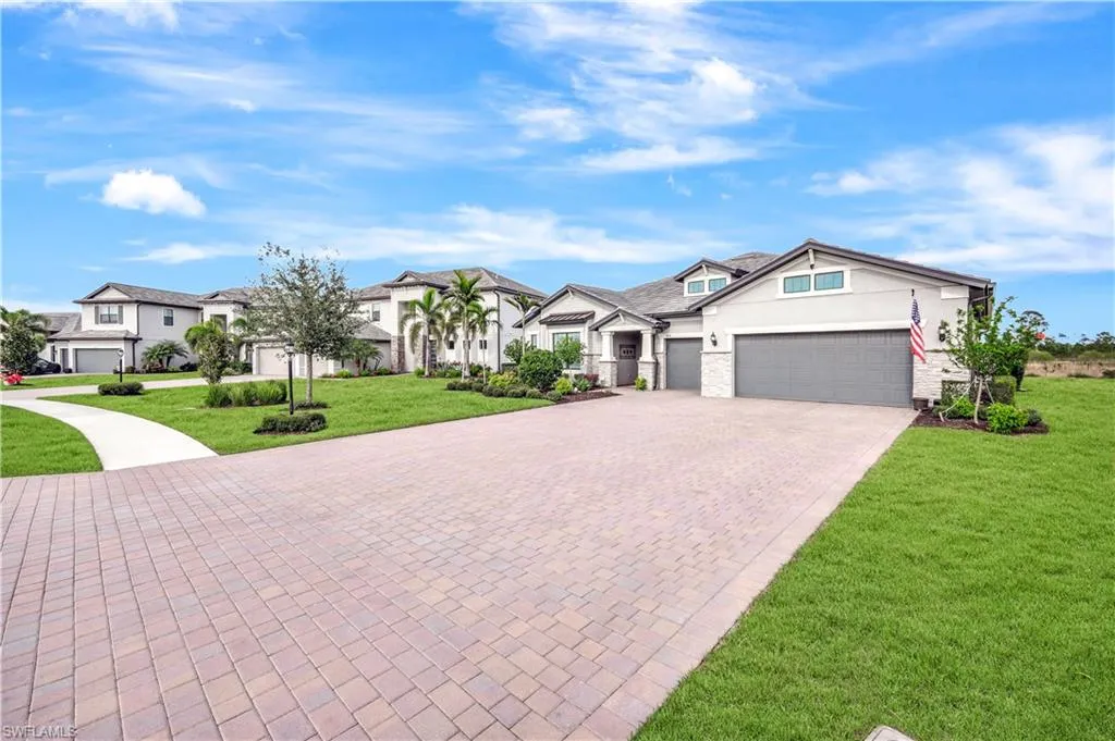 Estero, Florida 33928, United States, 3 Bedrooms Bedrooms, ,3 BathroomsBathrooms,Residential,Active,93929