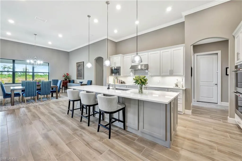 Estero, Florida 33928, United States, 3 Bedrooms Bedrooms, ,3 BathroomsBathrooms,Residential,Active,93929