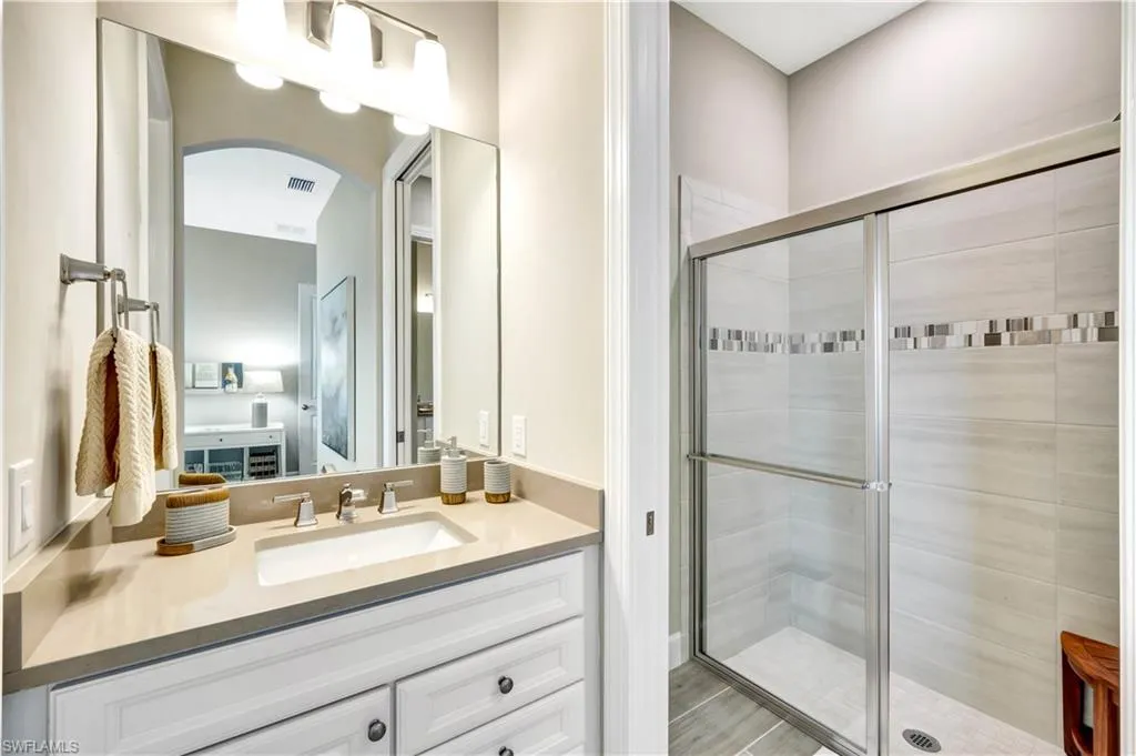 Estero, Florida 33928, United States, 3 Bedrooms Bedrooms, ,3 BathroomsBathrooms,Residential,Active,93929