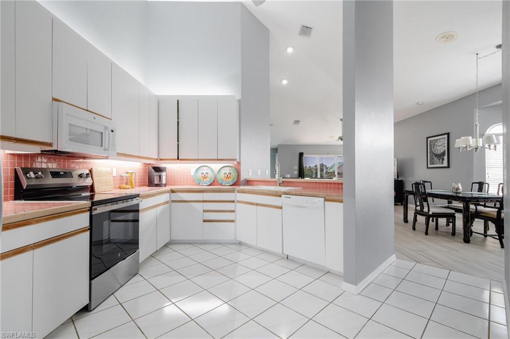 LEE MAC SOUTH LAND CONDO - Residential