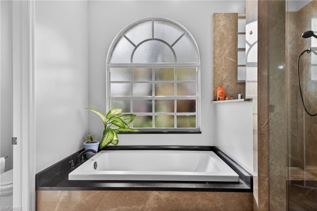 WATERWAYS OF NAPLES - Residential