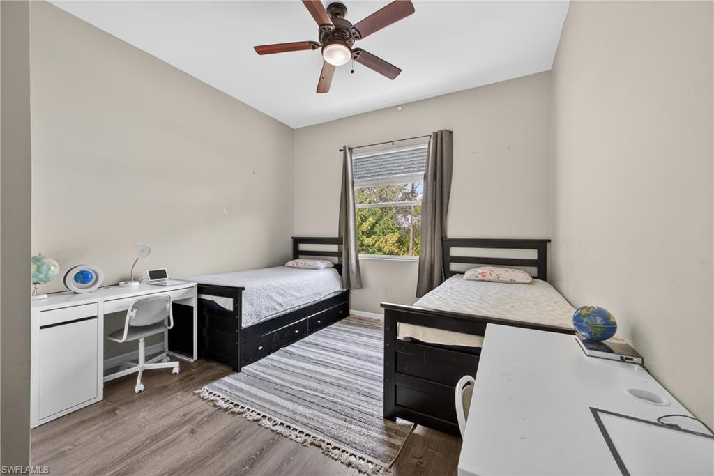 WATERWAYS OF NAPLES - Residential