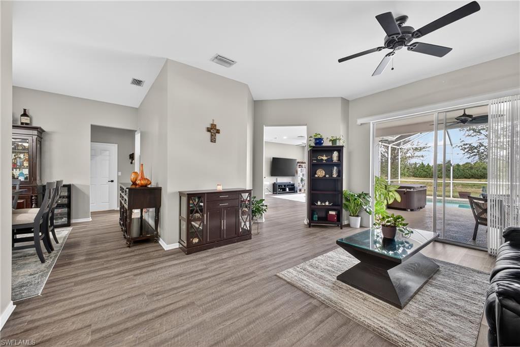 WATERWAYS OF NAPLES - Residential