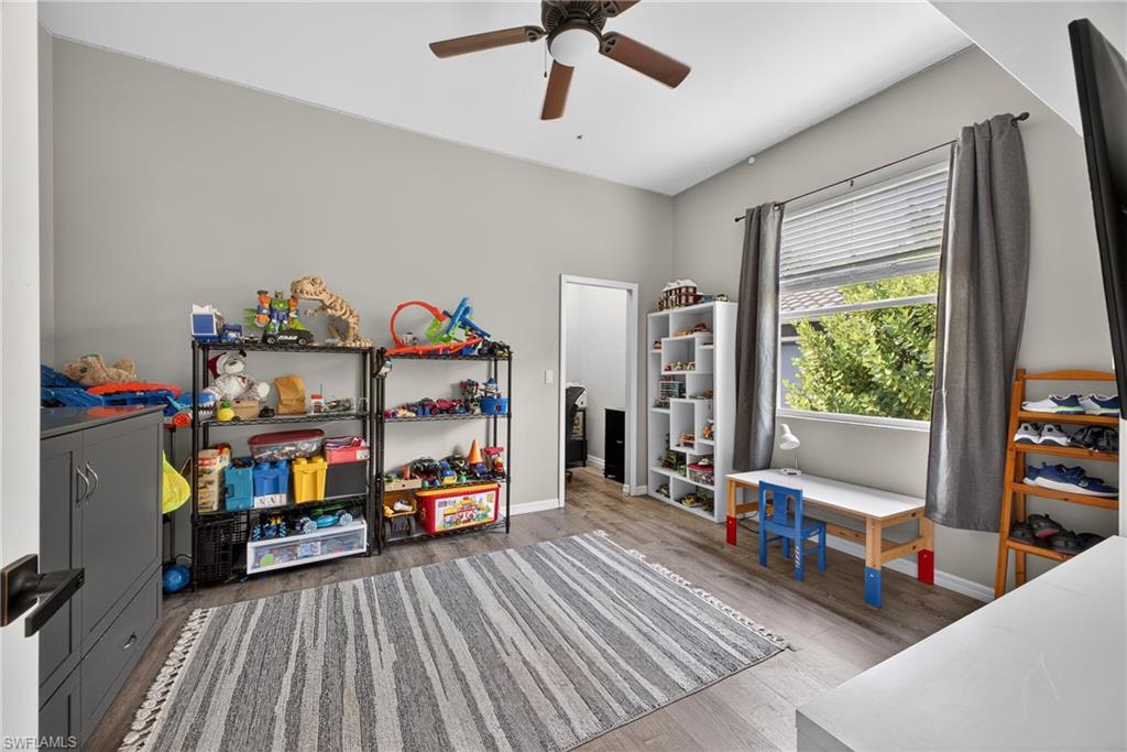 WATERWAYS OF NAPLES - Residential