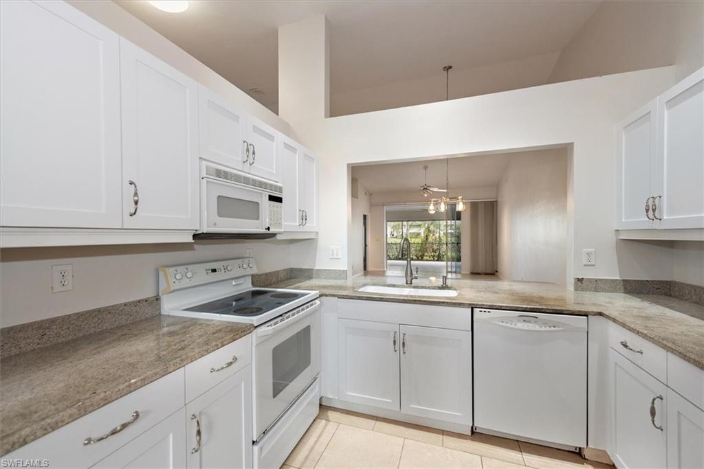 PALOMINO VILLAGE - Residential