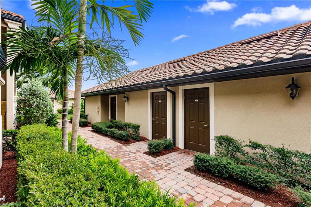 BONITA NATIONAL GOLF AND COUNTRY CLUB - Residential