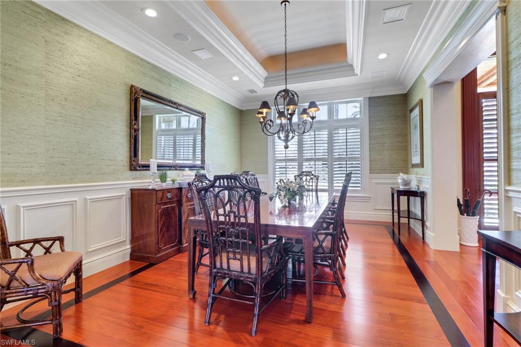 MOORINGS - Residential