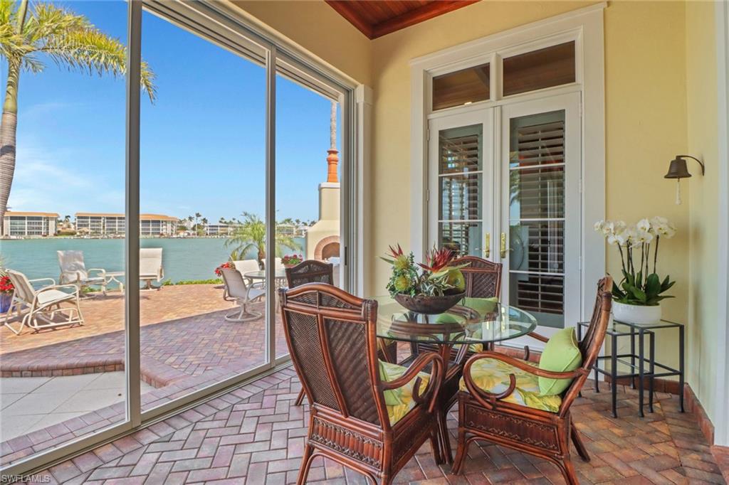 MOORINGS - Residential