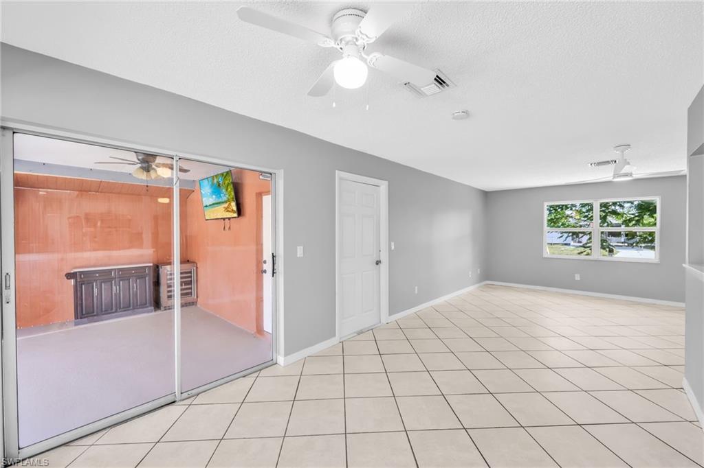 FOXMOOR PINES - Residential