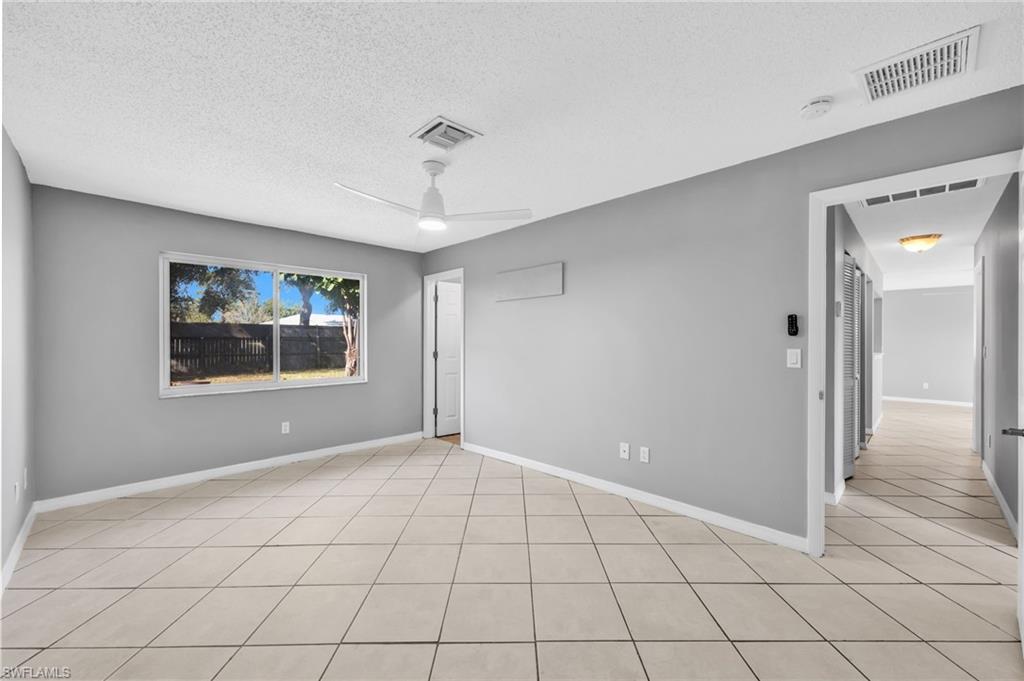 FOXMOOR PINES - Residential