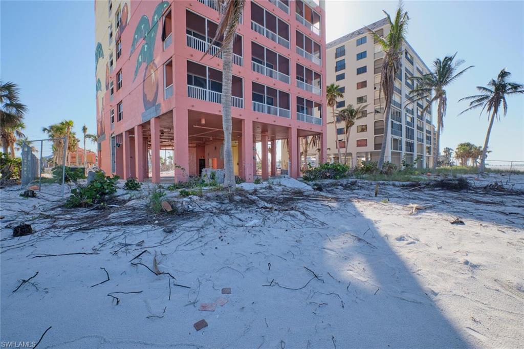 CASA PLAYA RESORT CONDO - Residential