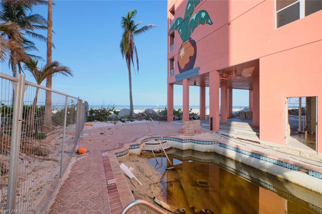 CASA PLAYA RESORT CONDO - Residential