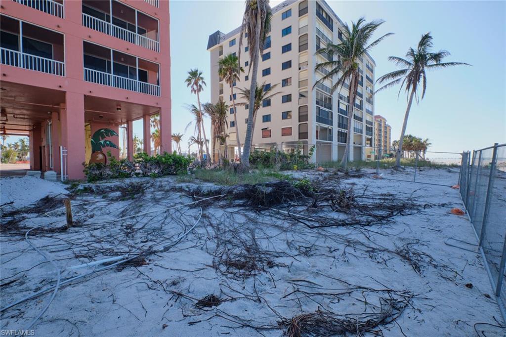 CASA PLAYA RESORT CONDO - Residential