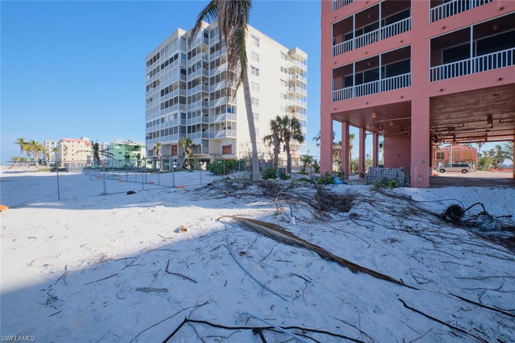 CASA PLAYA RESORT CONDO - Residential