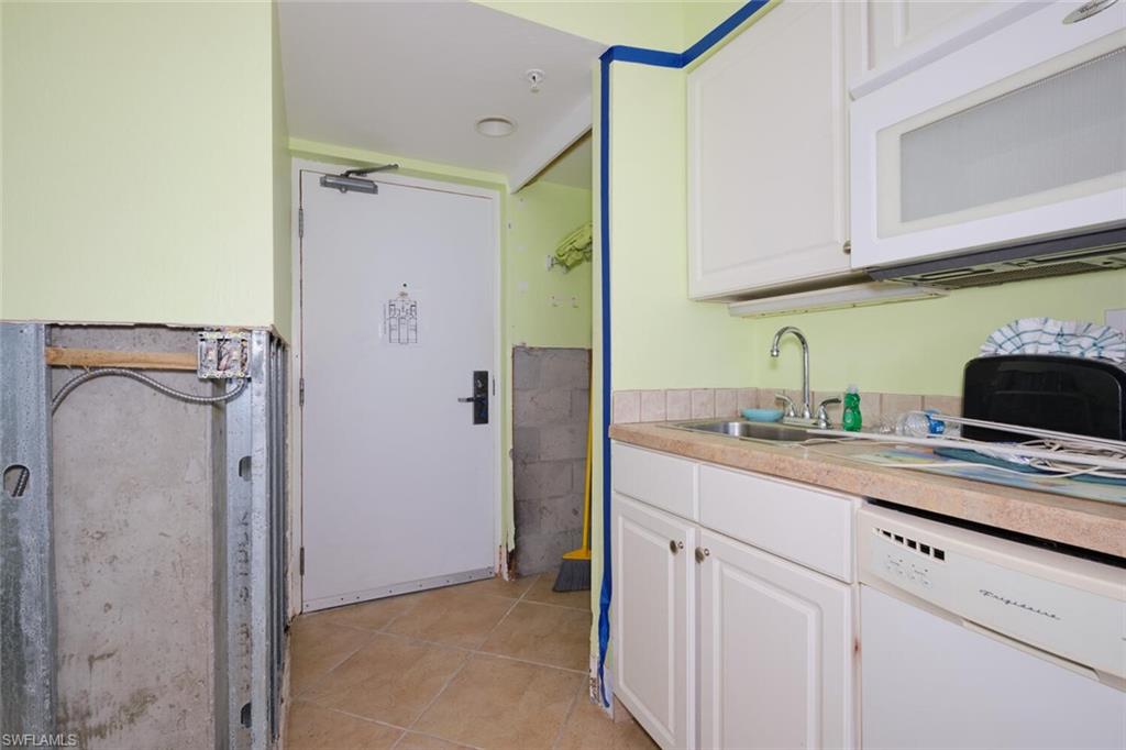 CASA PLAYA RESORT CONDO - Residential