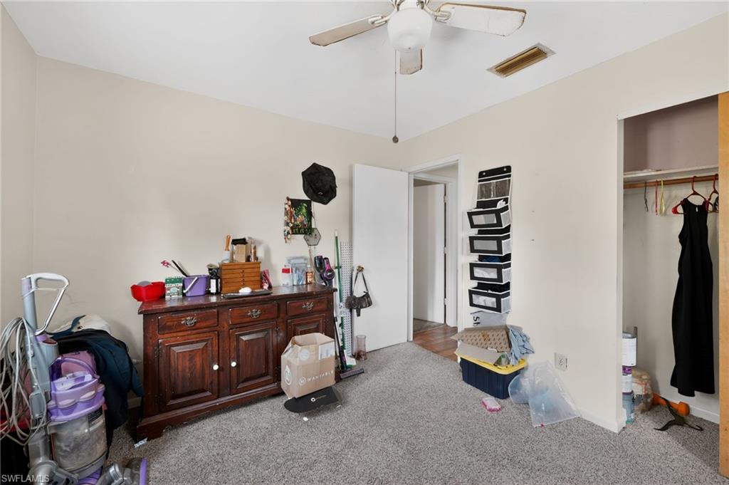 FORT MYERS SHORES - Residential