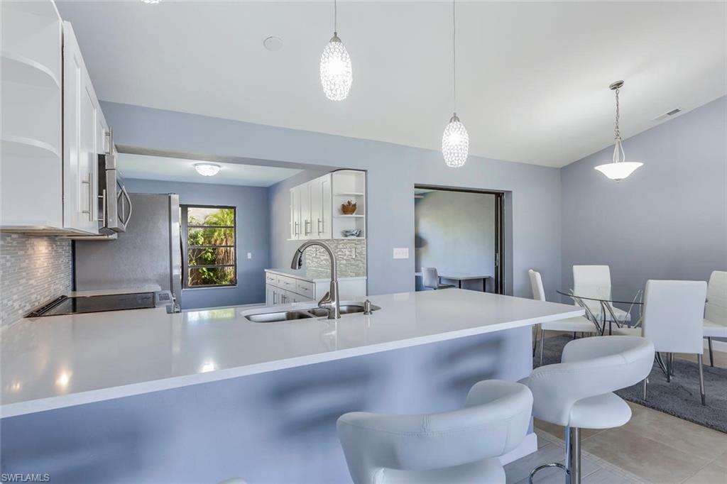 SAN CARLOS PARK - Residential