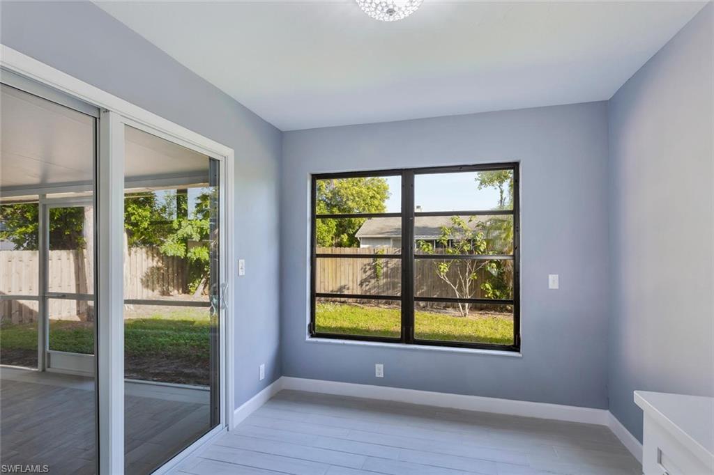 SAN CARLOS PARK - Residential