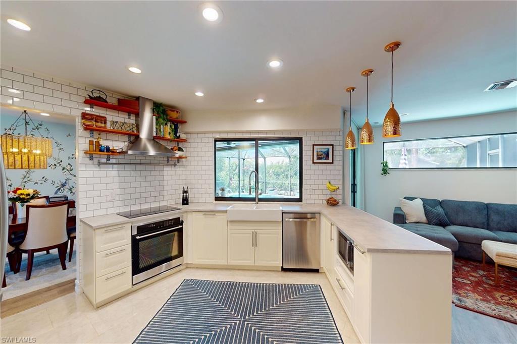 FLAMINGO ESTATES - Residential