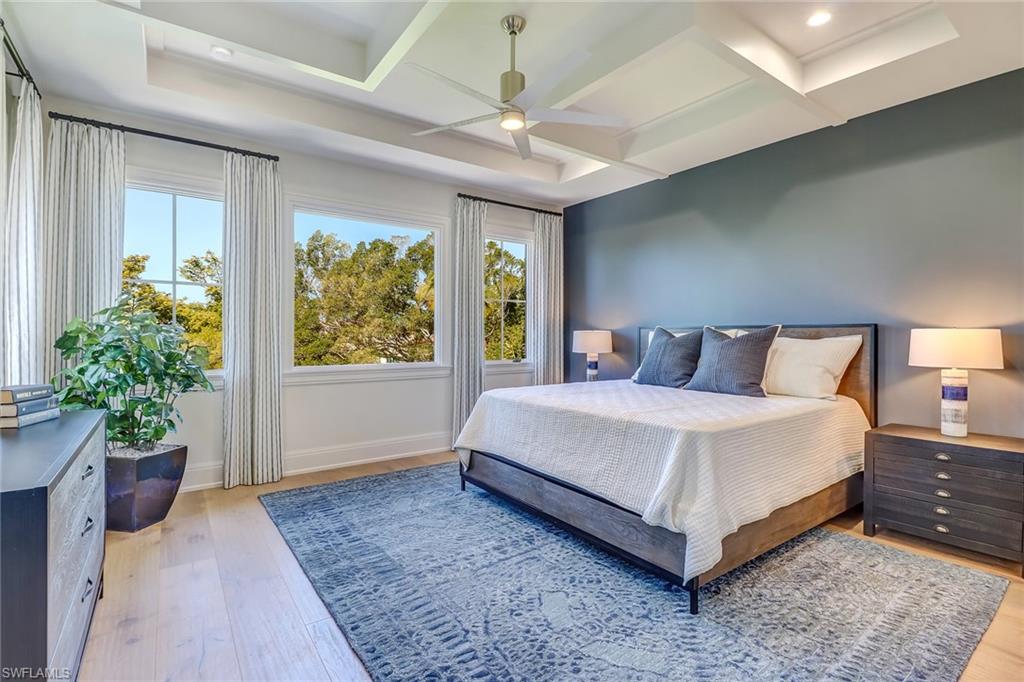 OLDE NAPLES - Residential