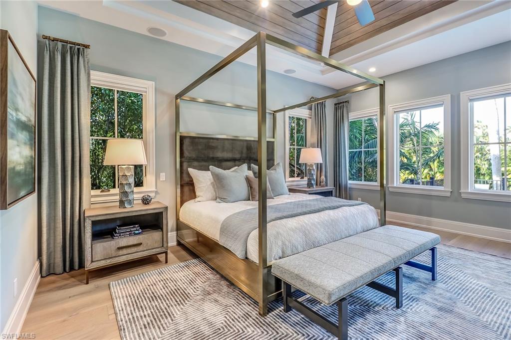 OLDE NAPLES - Residential