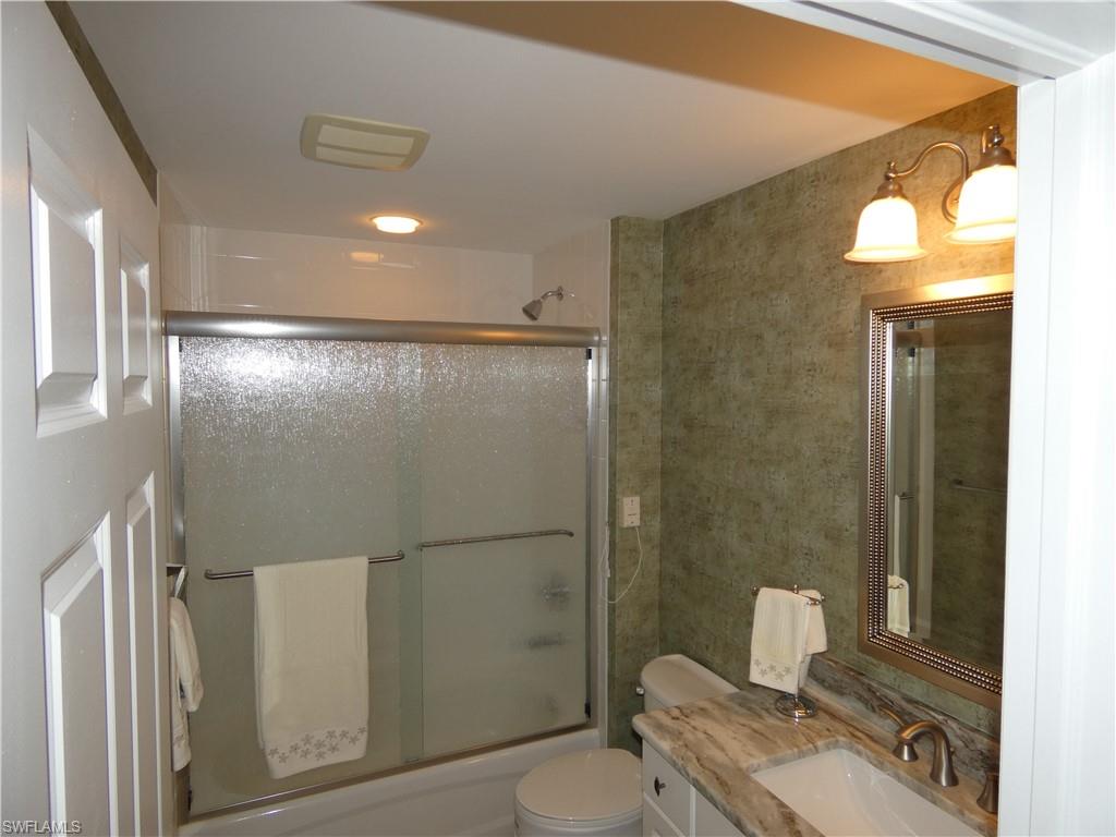 TOWER POINTE AT ARBOR TRACE - Residential