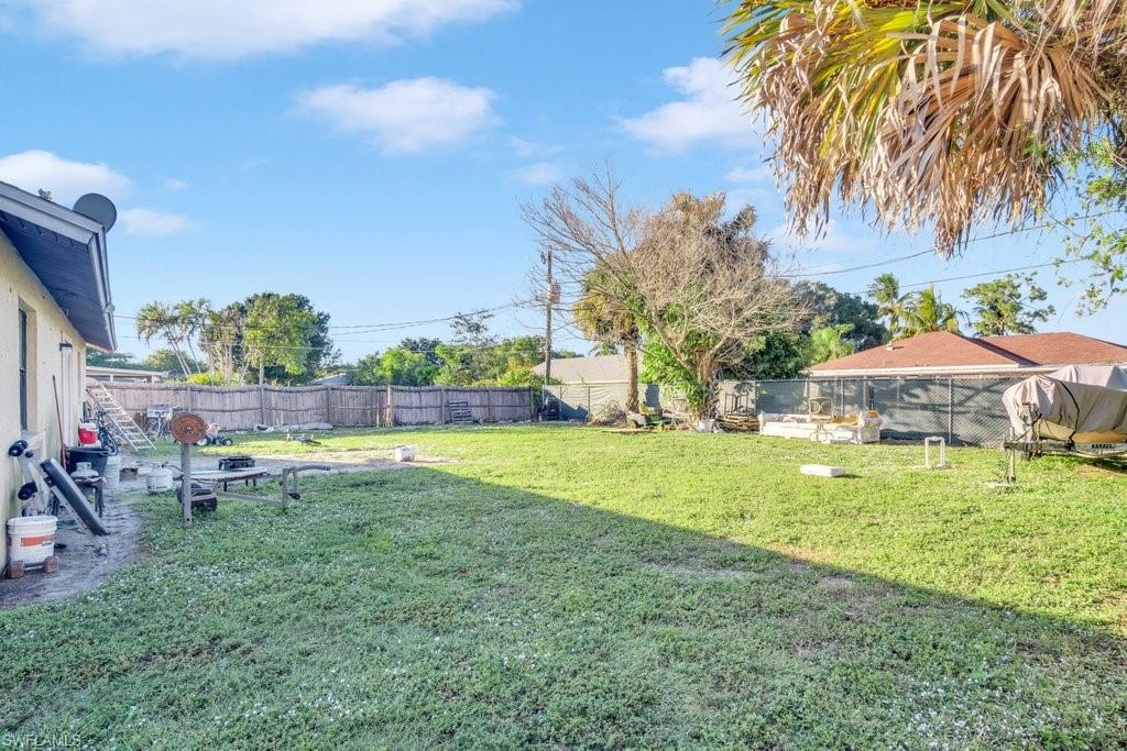 GOLDEN GATE CITY - Residential