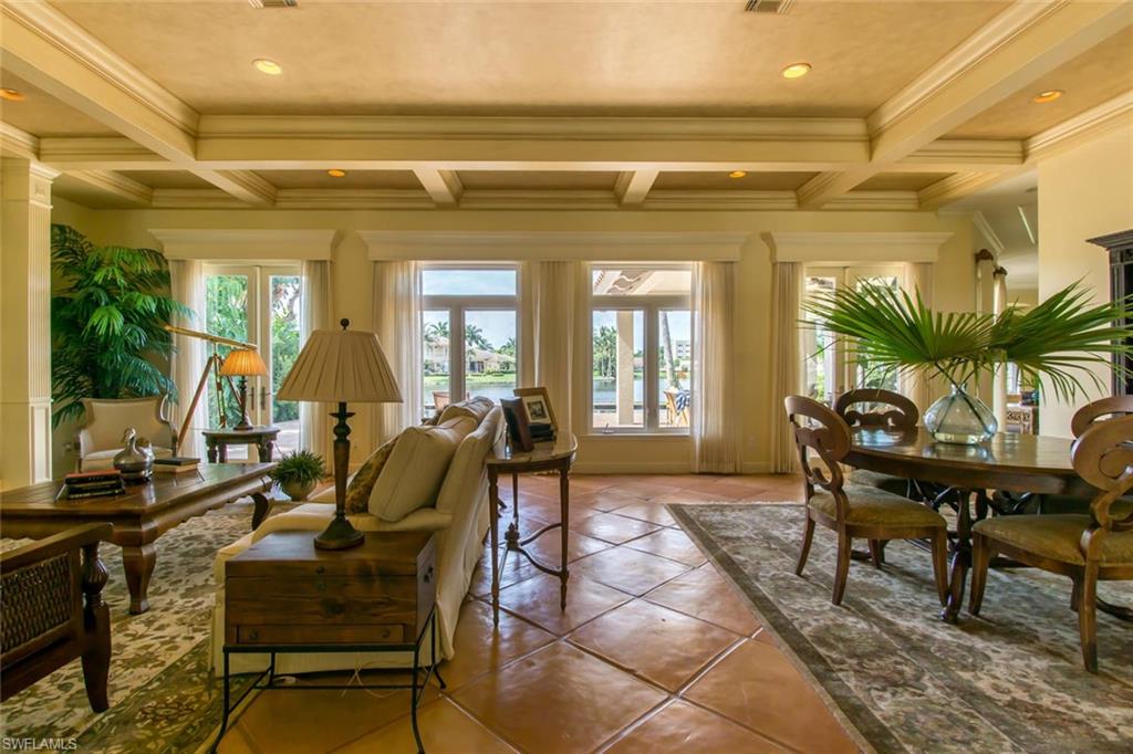 PARK SHORE - Residential