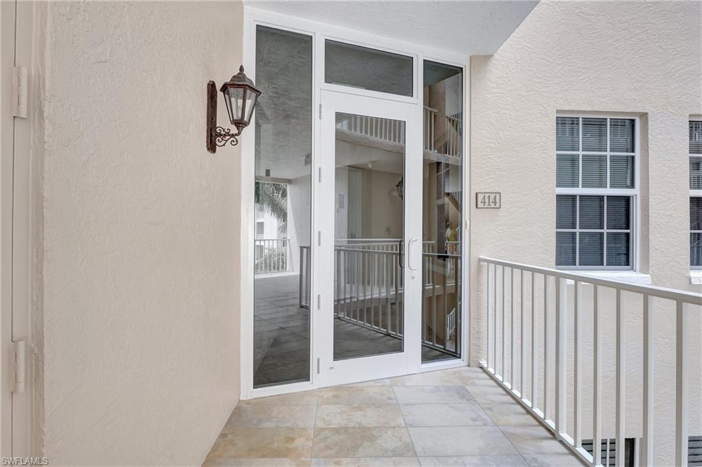 ROYAL MARCO POINT - Residential