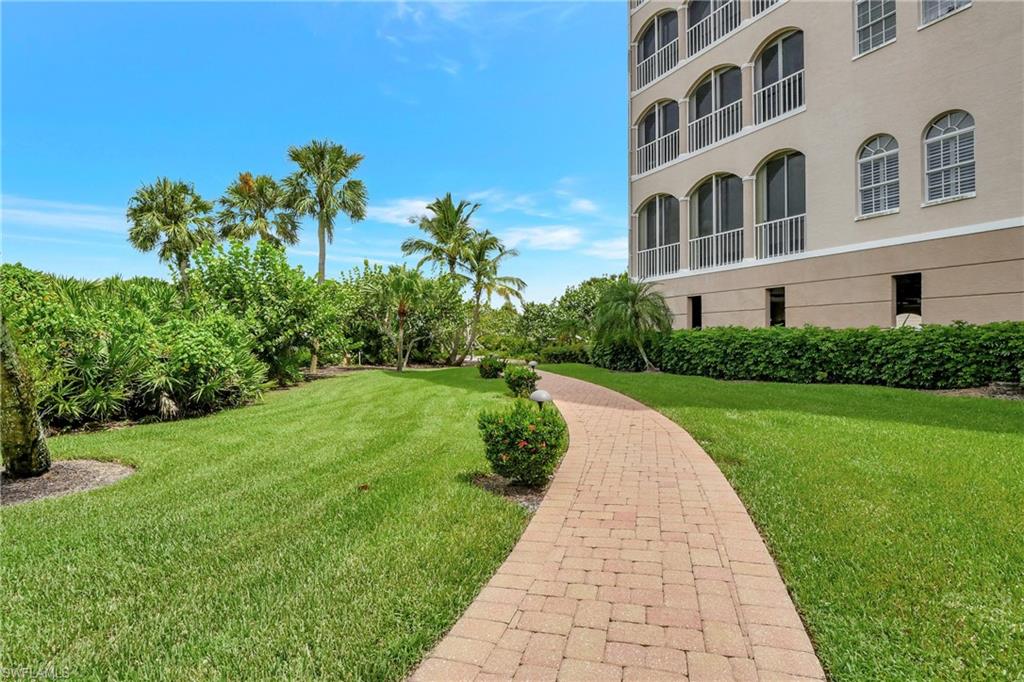 ROYAL MARCO POINT - Residential