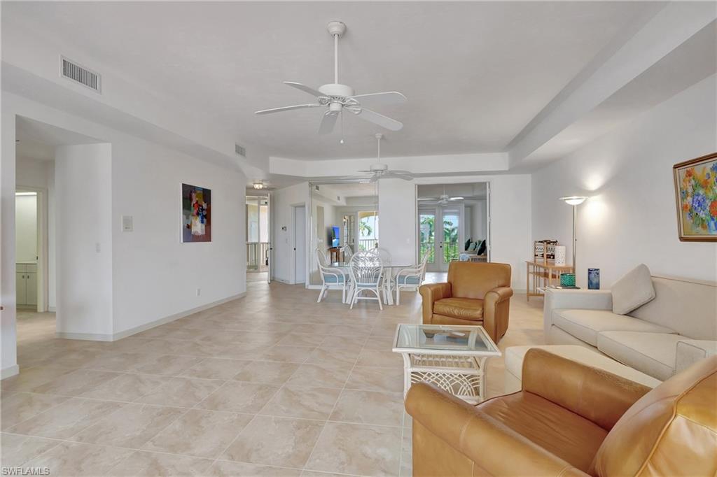 ROYAL MARCO POINT - Residential